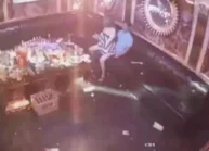 Cưỡi ngựa trong karaoke