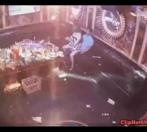Cưỡi ngựa trong karaoke