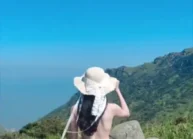 Đồi núi quê em dạo này đẹp quá ta
