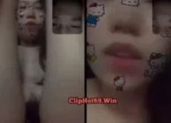 Em gái call video thủ dâm cho bạn trai xem